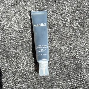 Medik8 Crystal Retinal Ceramide Eye 10 -smooth and lift eye cream